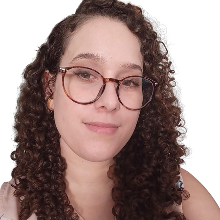 Img: Pamela Cabral, Sustainability Analyst