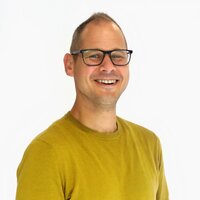  Henning Thiel